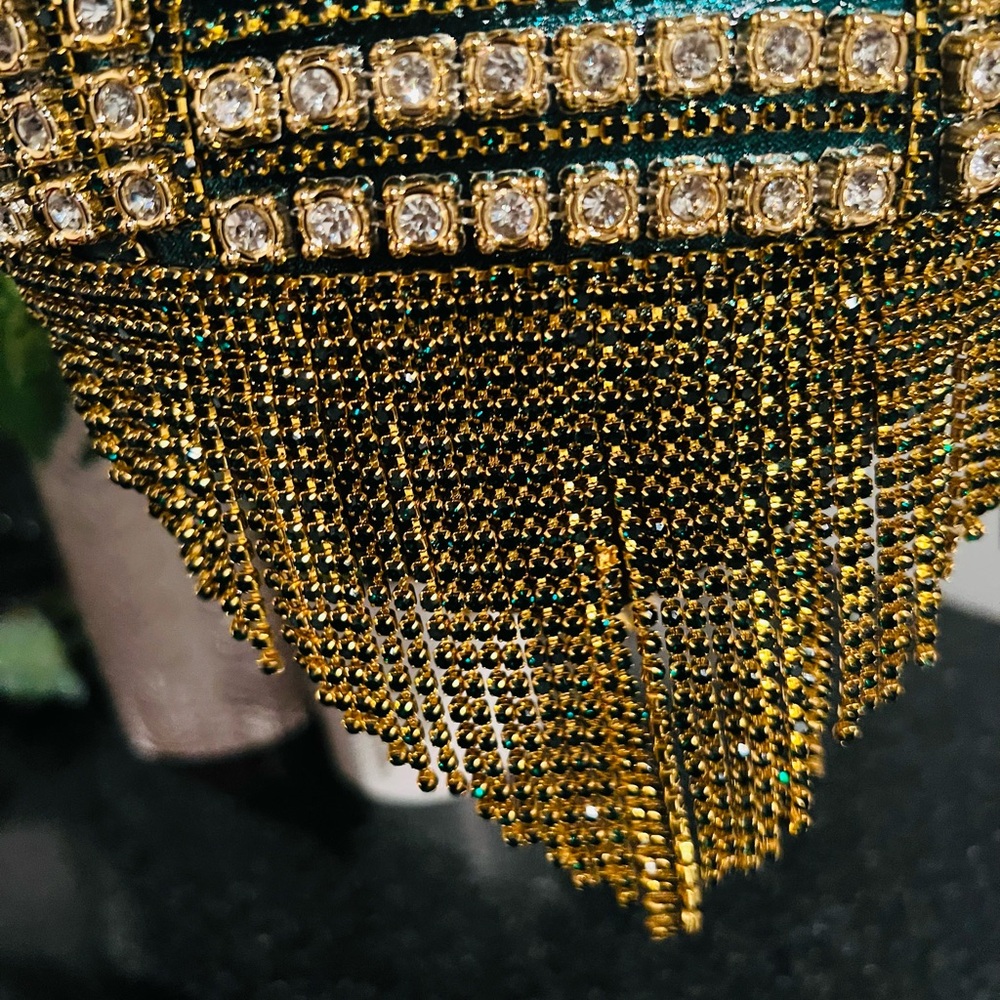 Rhinestone Heart-Shaped Evening Bag NWT - Picture 4 of 9